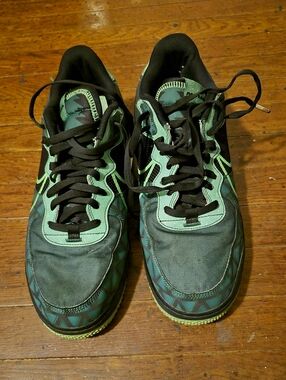 Nike Air Force Ones Mens Sz 15 Green And  Black Graphic Athletic Sneakers